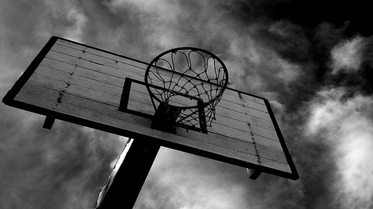 ישיר! פטרו דה לואנדה - מונסטיר