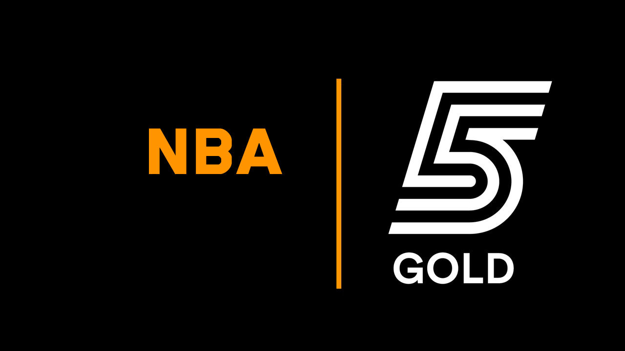 מאה מהלכי ה-NBA הגדולים בהיסטוריה